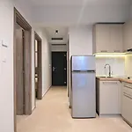 Tres V & Hotel apartamentowy 3*
