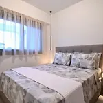 Tres V & Hotel de apartamente Stavros (Thessaloniki)